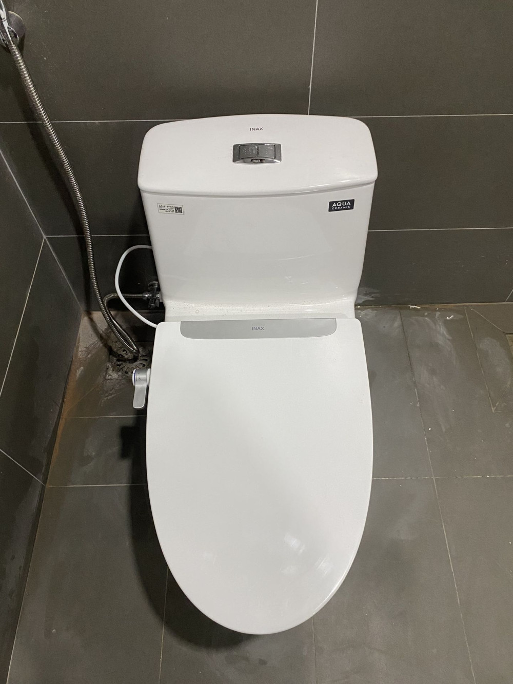 Đánh giá sản phẩm Bồn cầu 1 khối nắp rửa cơ INAX AC-919R + CW-S32VN