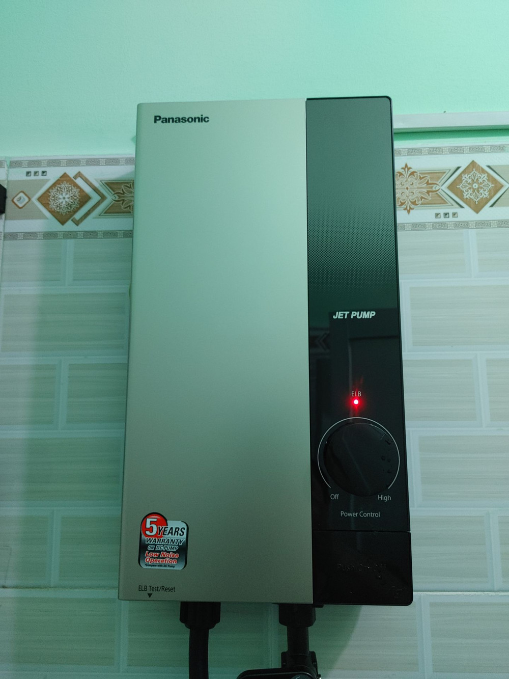 Đánh giá sản phẩm Máy nước nóng trực tiếp Panasonic 4.5 kW DH-4UP1VS