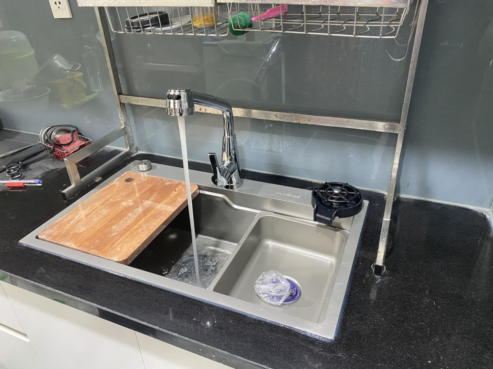 Đánh giá sản phẩm Chậu chén 1 hố phủ nano xám 75x45 cm HITA HD7545NBX