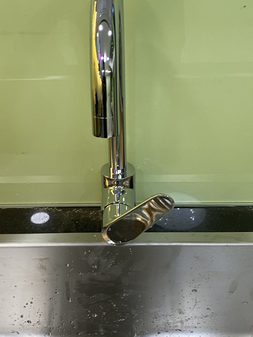 Đánh giá sản phẩm Vòi bếp nóng lạnh INAX SFV-800S (SFV800S)