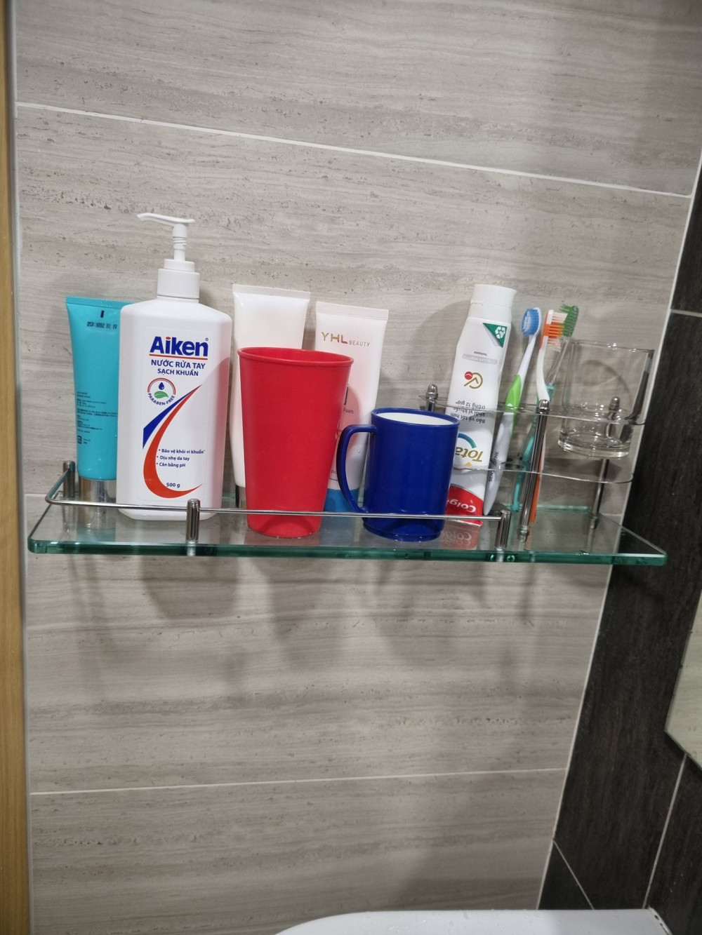 Đánh giá sản phẩm Kệ kính phòng tắm Hita HE01