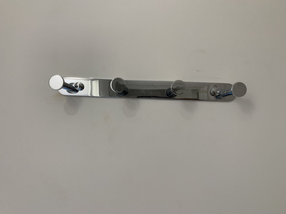 Đánh giá sản phẩm Móc áo MOEN ACC9946