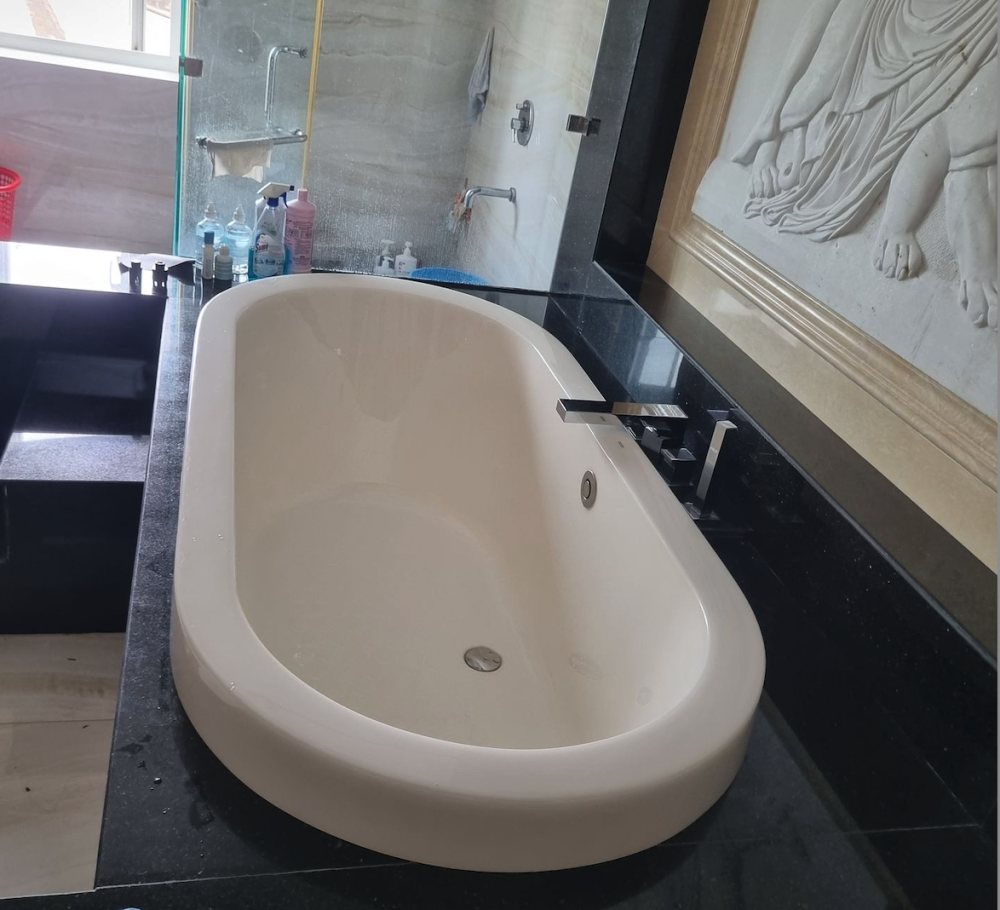 Đánh giá sản phẩm Bồn tắm TOTO FBYN1710CPE#W TVBF412 DB505R-3B gang tráng men 1m7 gồm bộ xả thải