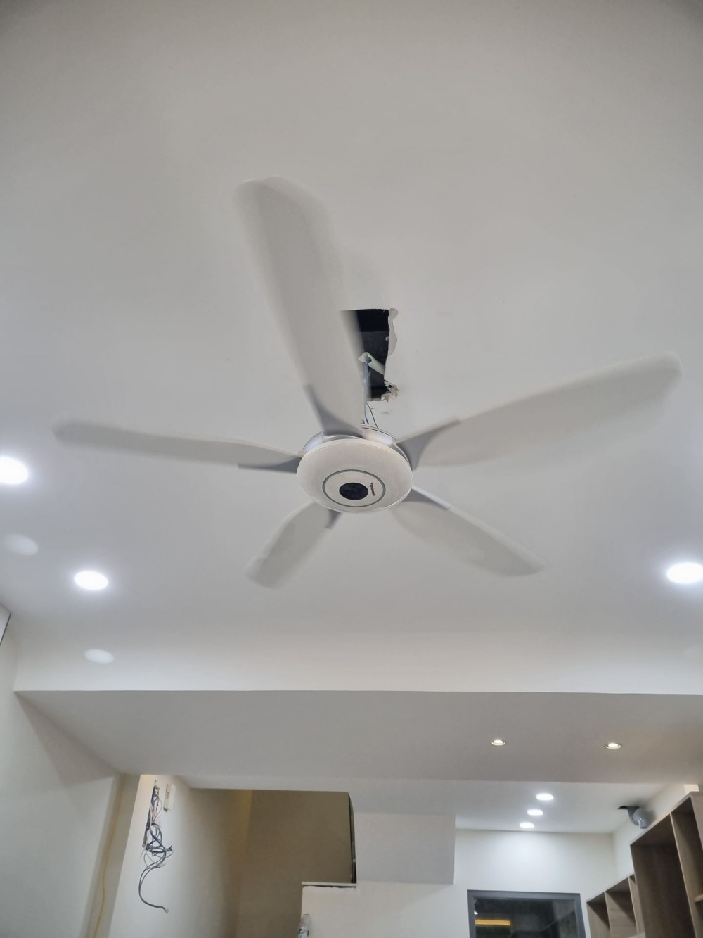 Đánh giá sản phẩm Quạt Trần 5 Cánh 76W Panasonic F-60WWK