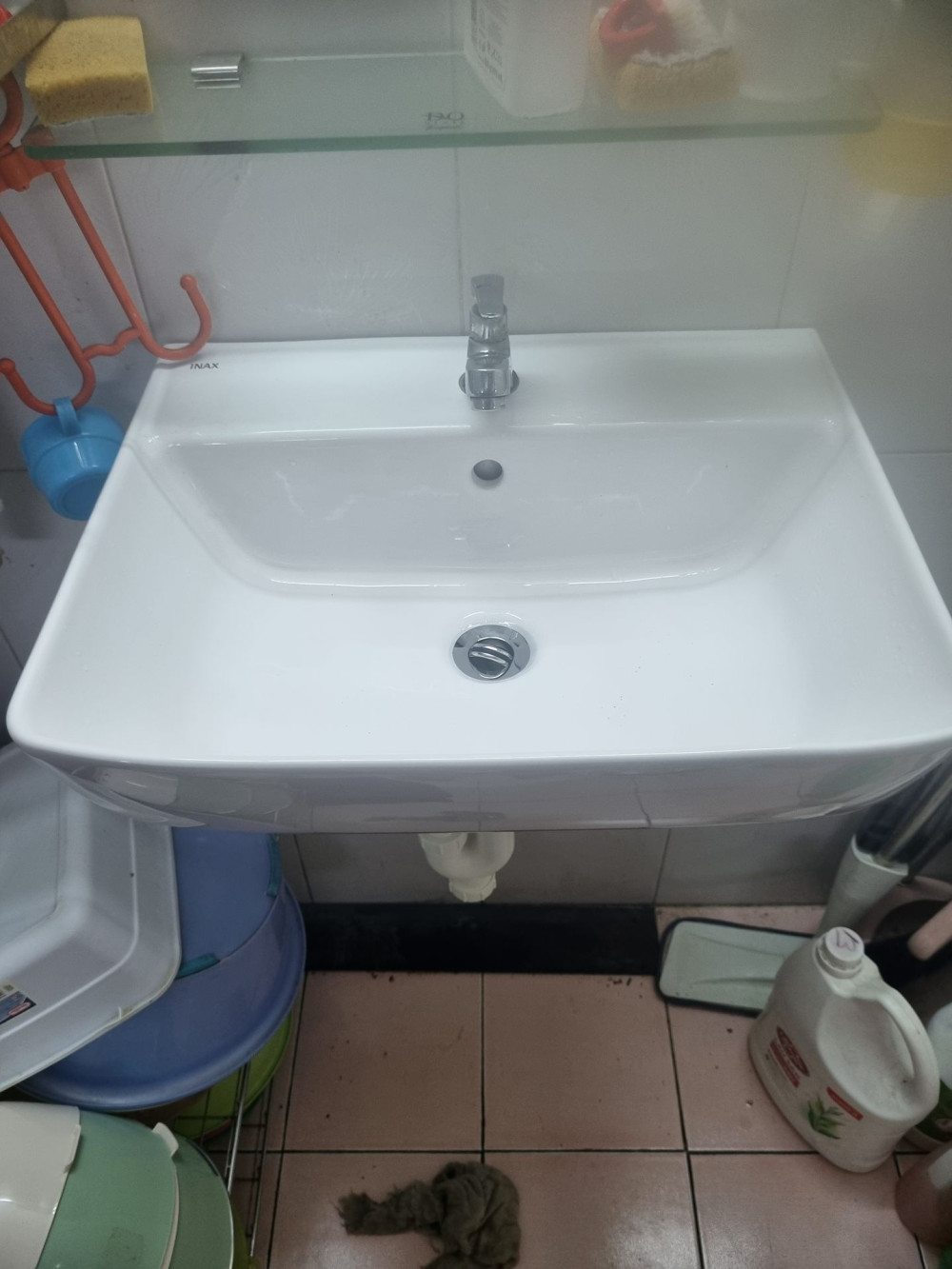 Đánh giá sản phẩm Chậu rửa lavabo treo tường INAX L-312V (L312V) (L-312VFC)