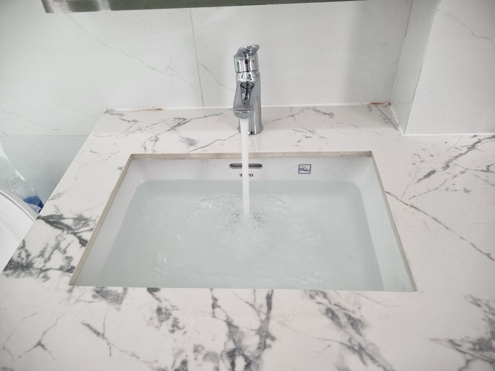 Đánh giá sản phẩm Chậu rửa mặt lavabo âm bàn TOTO LT505T#XW