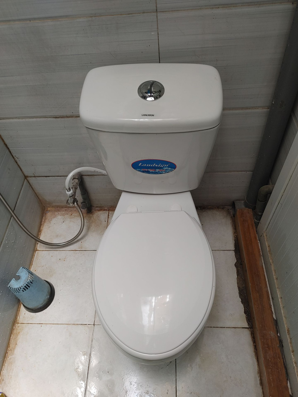 Đánh giá sản phẩm Bồn cầu LANDSIGN 2 khối xả nhấn LS2KN