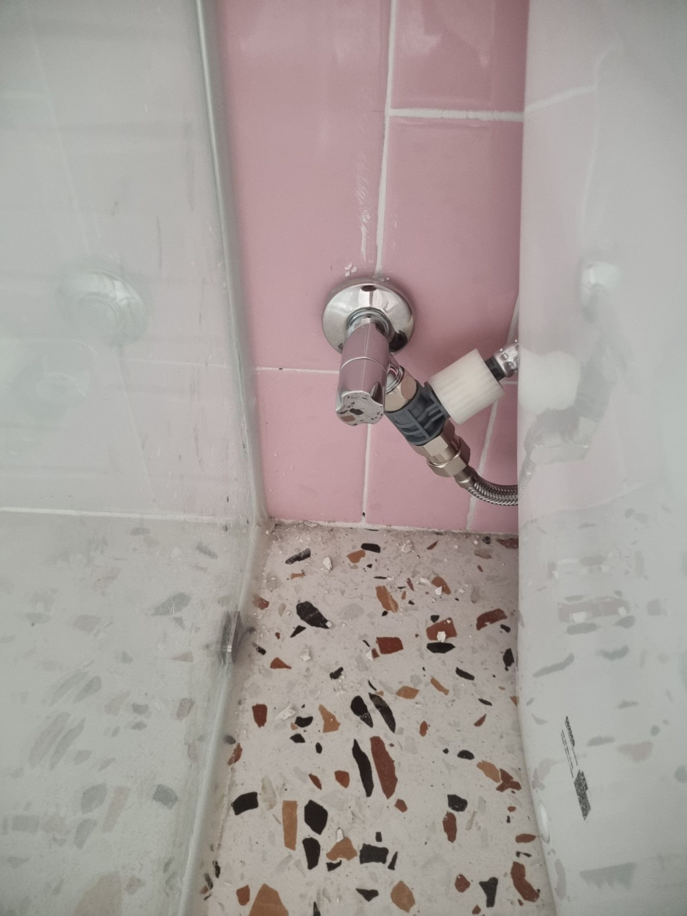 Đánh giá sản phẩm Bồn cầu TOTO MS625CDW15 1 khối nắp điện tử Washlet C5 TCF24460AAA giấu dây