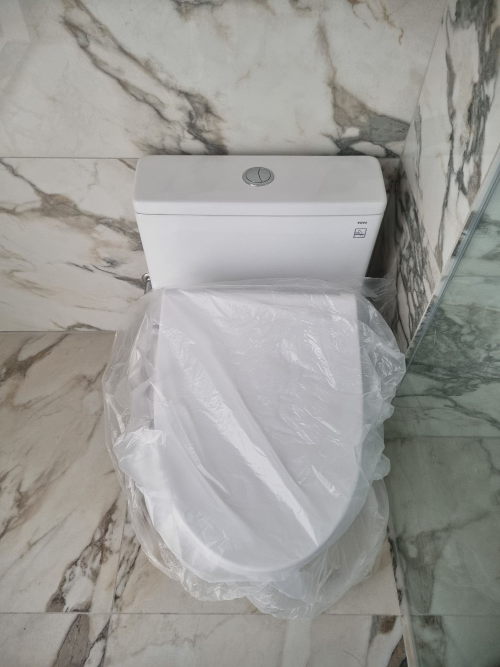 Đánh giá sản phẩm Bồn cầu TOTO MS625DE4 1 khối nắp rửa cơ TCW1211A