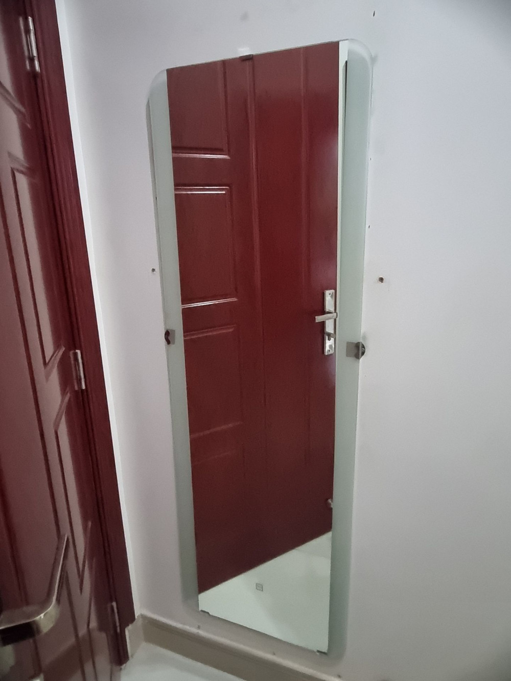 Đánh giá sản phẩm Gương đứng soi toàn thân Đình Quốc 50x150cm 66022