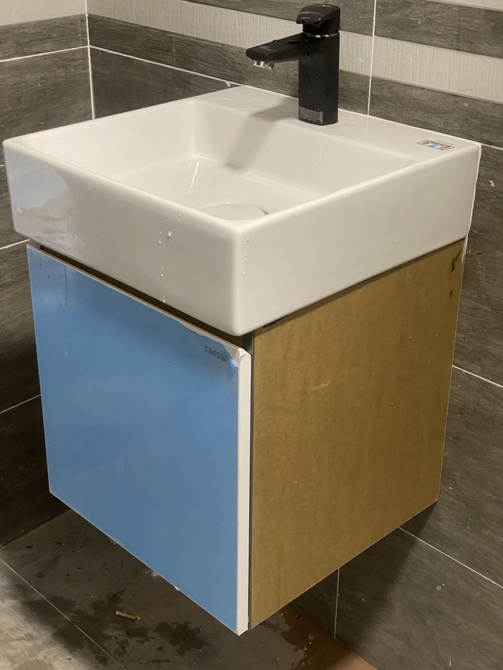 Đánh giá sản phẩm Tủ chậu cabinet Caesar LF5257+EH05257ATGV