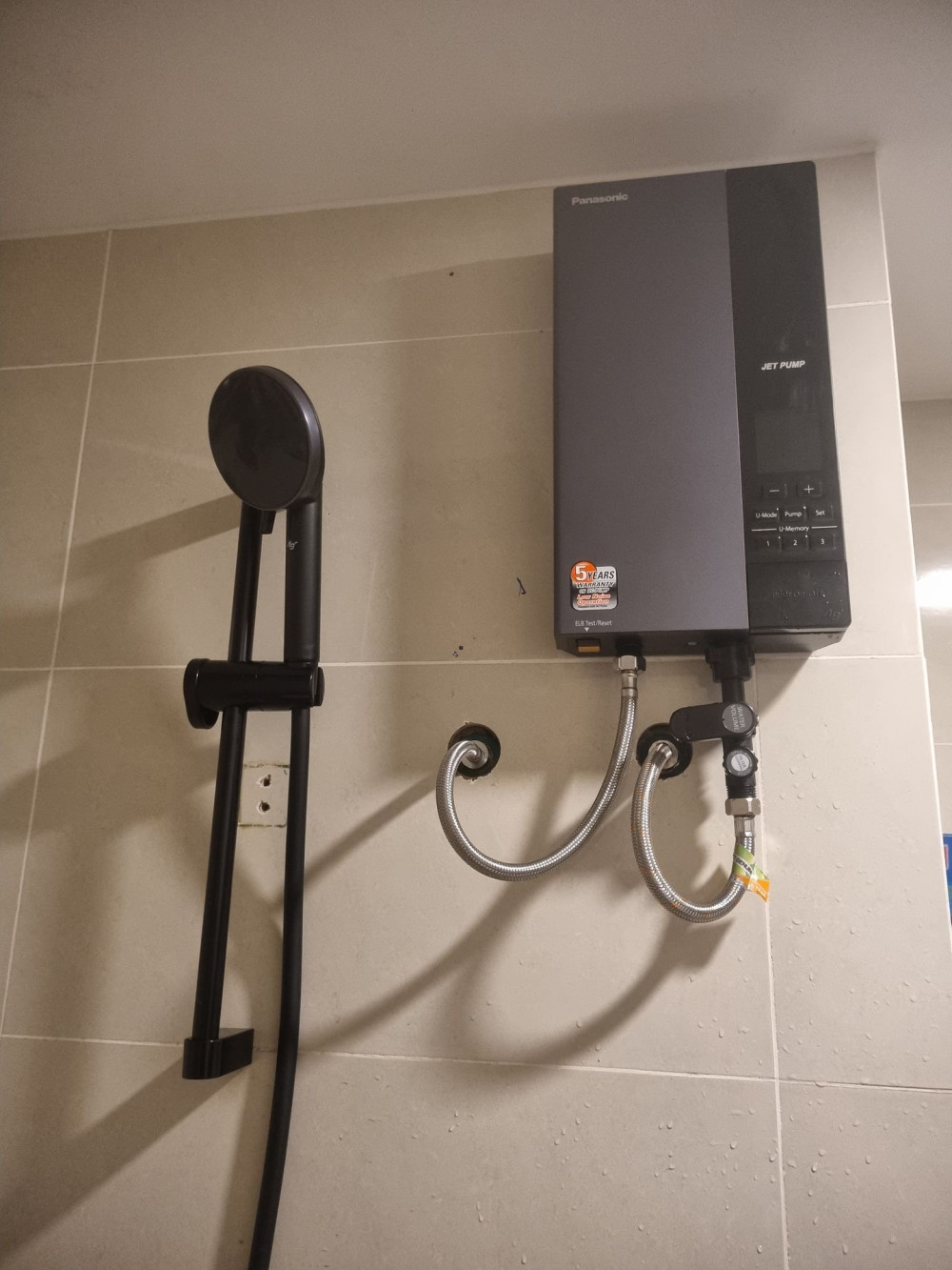 Đánh giá sản phẩm Máy nước nóng trực tiếp Panasonic 4.5 kW DH-4UDP1VZ