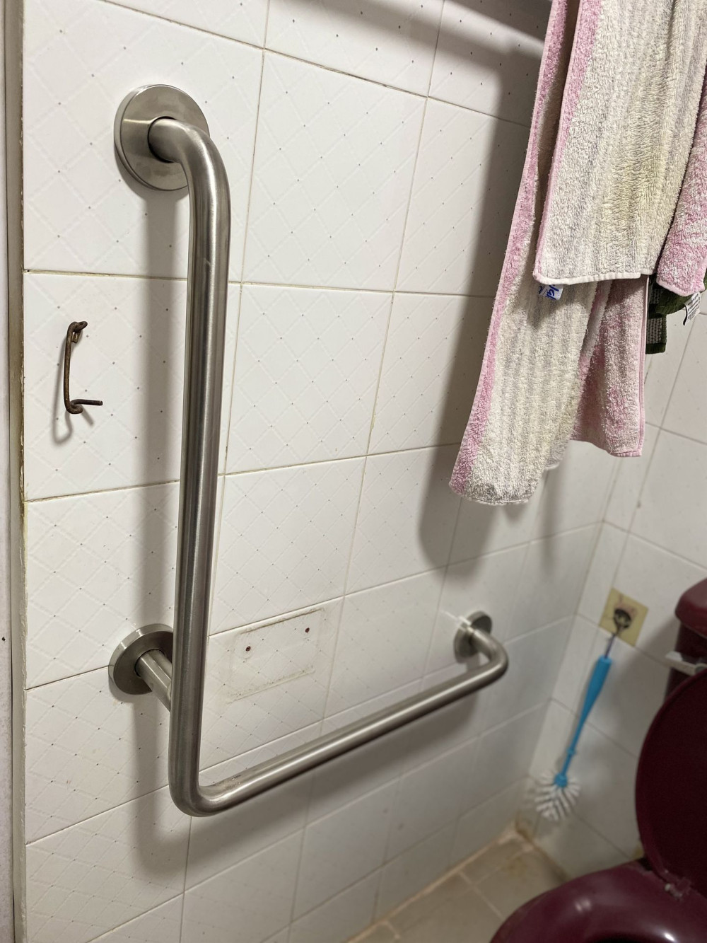 Đánh giá sản phẩm Thanh tay vịn người khuyết tật inox 304 ATMOR BNH-9020 (BNH9020)