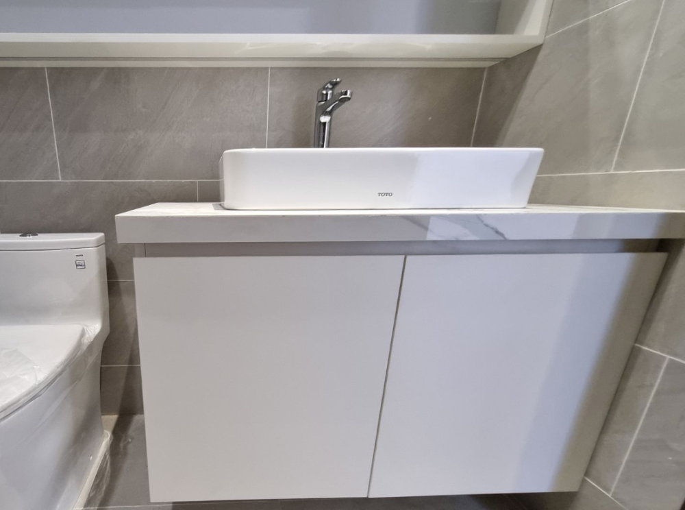 Đánh giá sản phẩm Chậu rửa lavabo đặt bàn TOTO LT952
