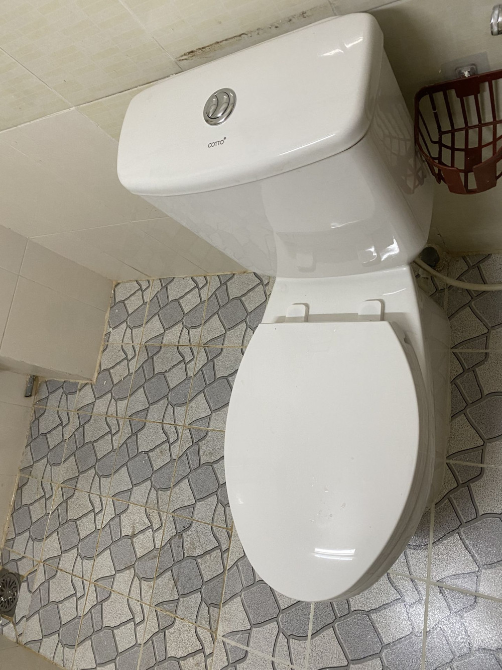 Đánh giá sản phẩm Bồn cầu 2 khối COTTO C13330 nắp êm dòng Sella