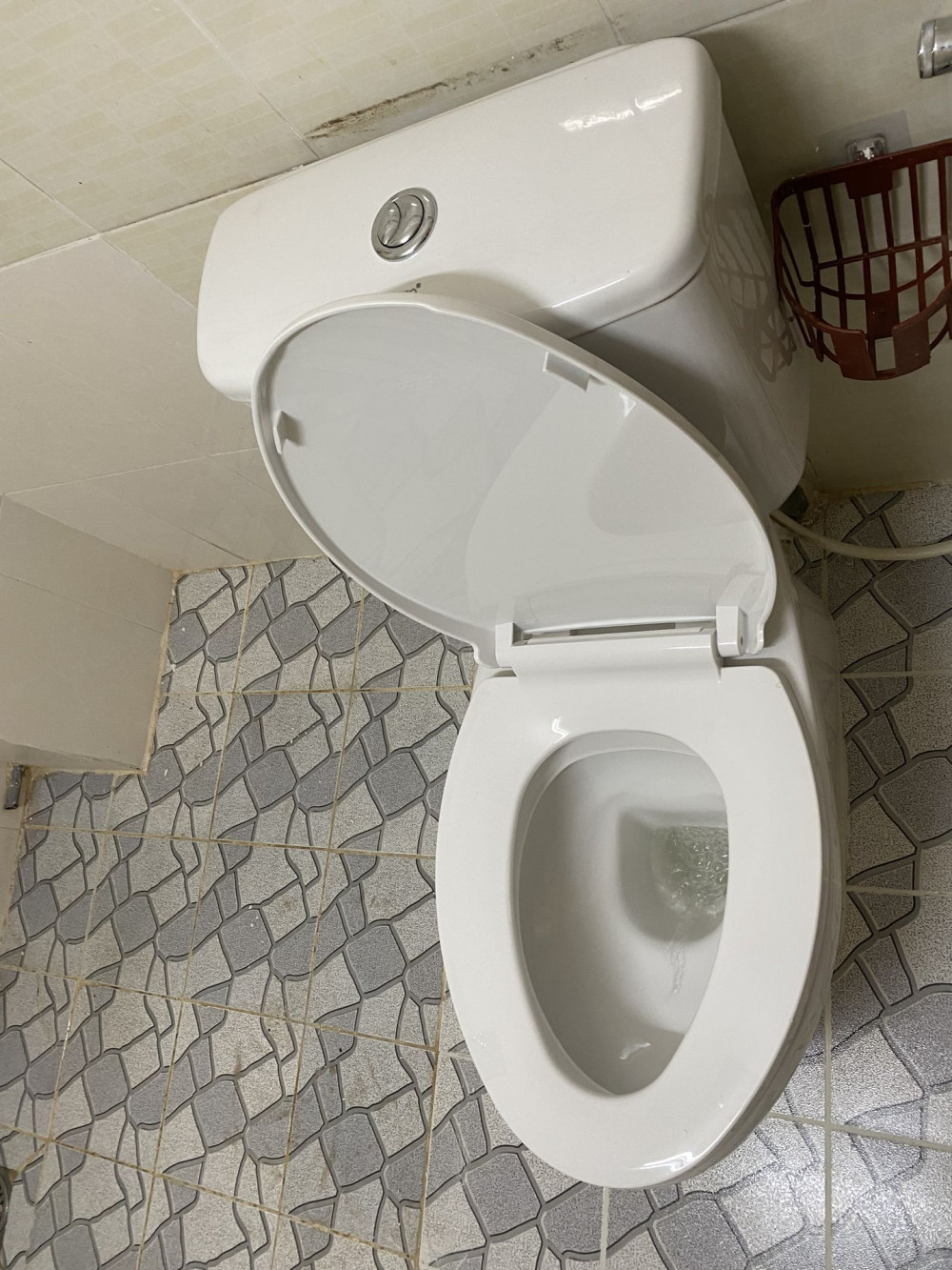 Đánh giá sản phẩm Bồn cầu 2 khối COTTO C13330 nắp êm dòng Sella