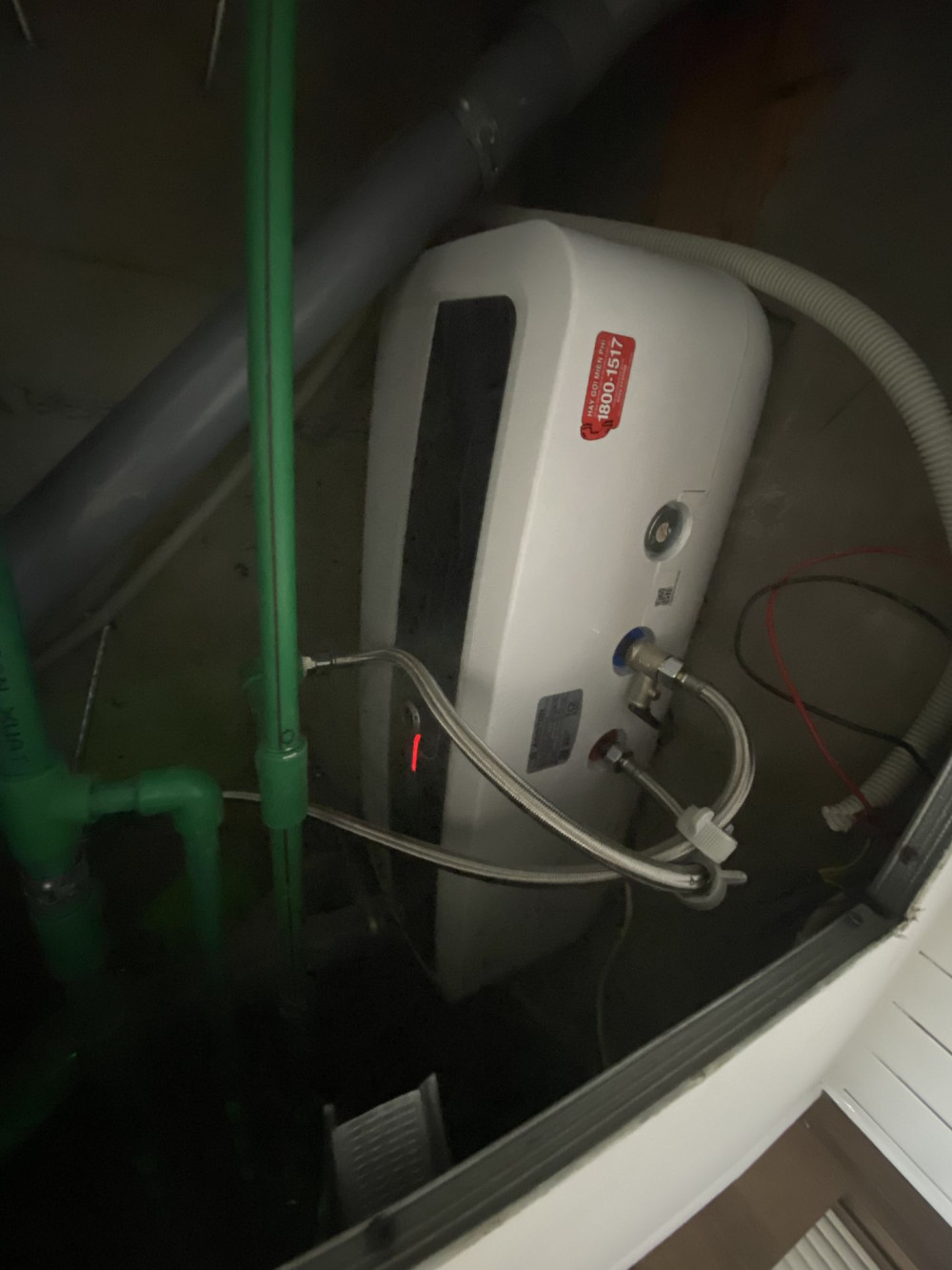 Đánh giá sản phẩm Máy nước nóng gián tiếp Slim2 RS Ariston