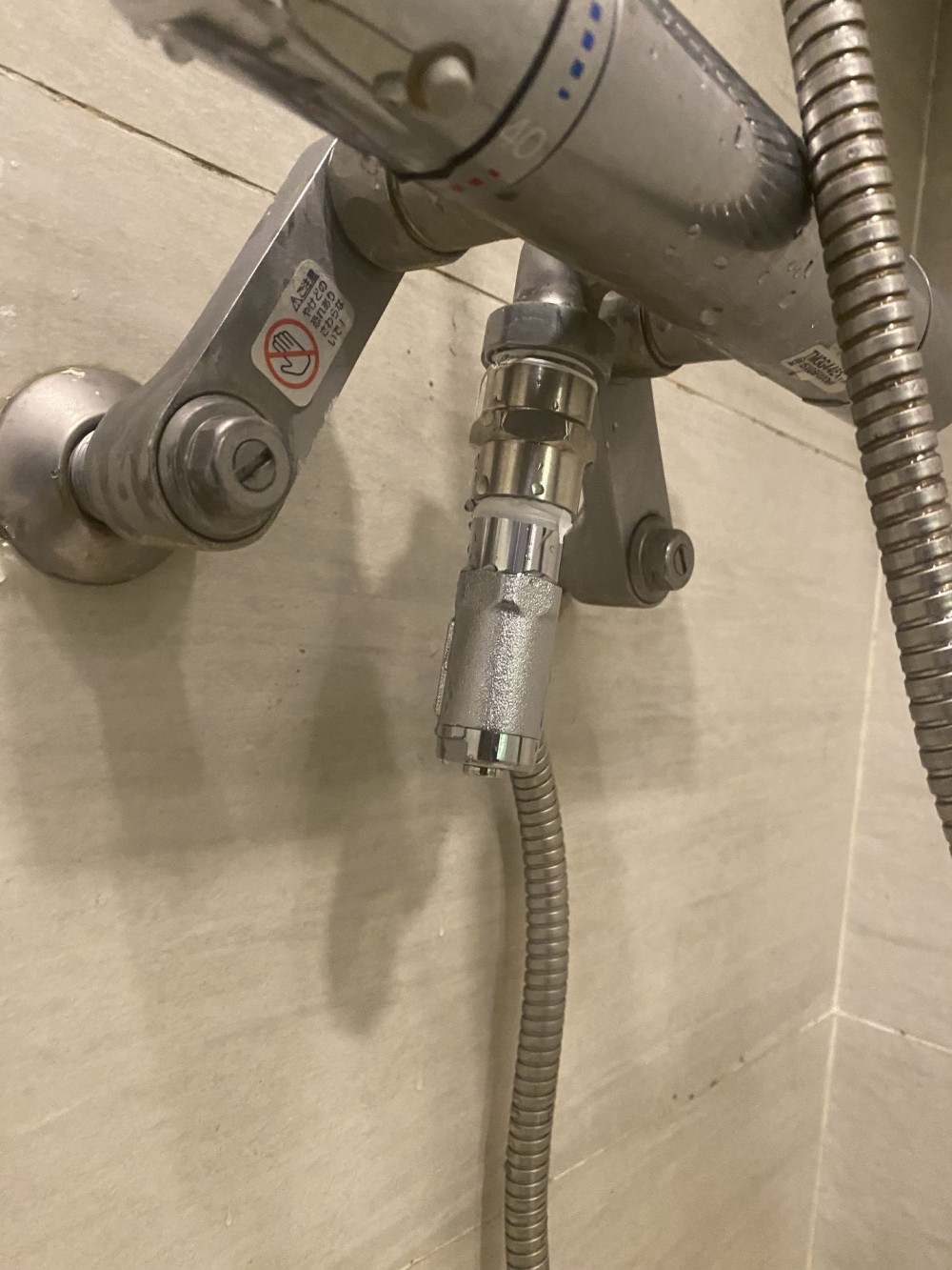 Đánh giá sản phẩm Van Vặn Khóa INAX A-703-8 (A7038)