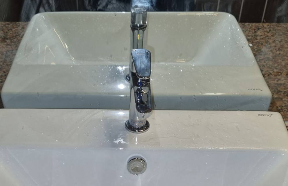 Đánh giá sản phẩm Vòi chậu lavabo lạnh Caesar B060CU