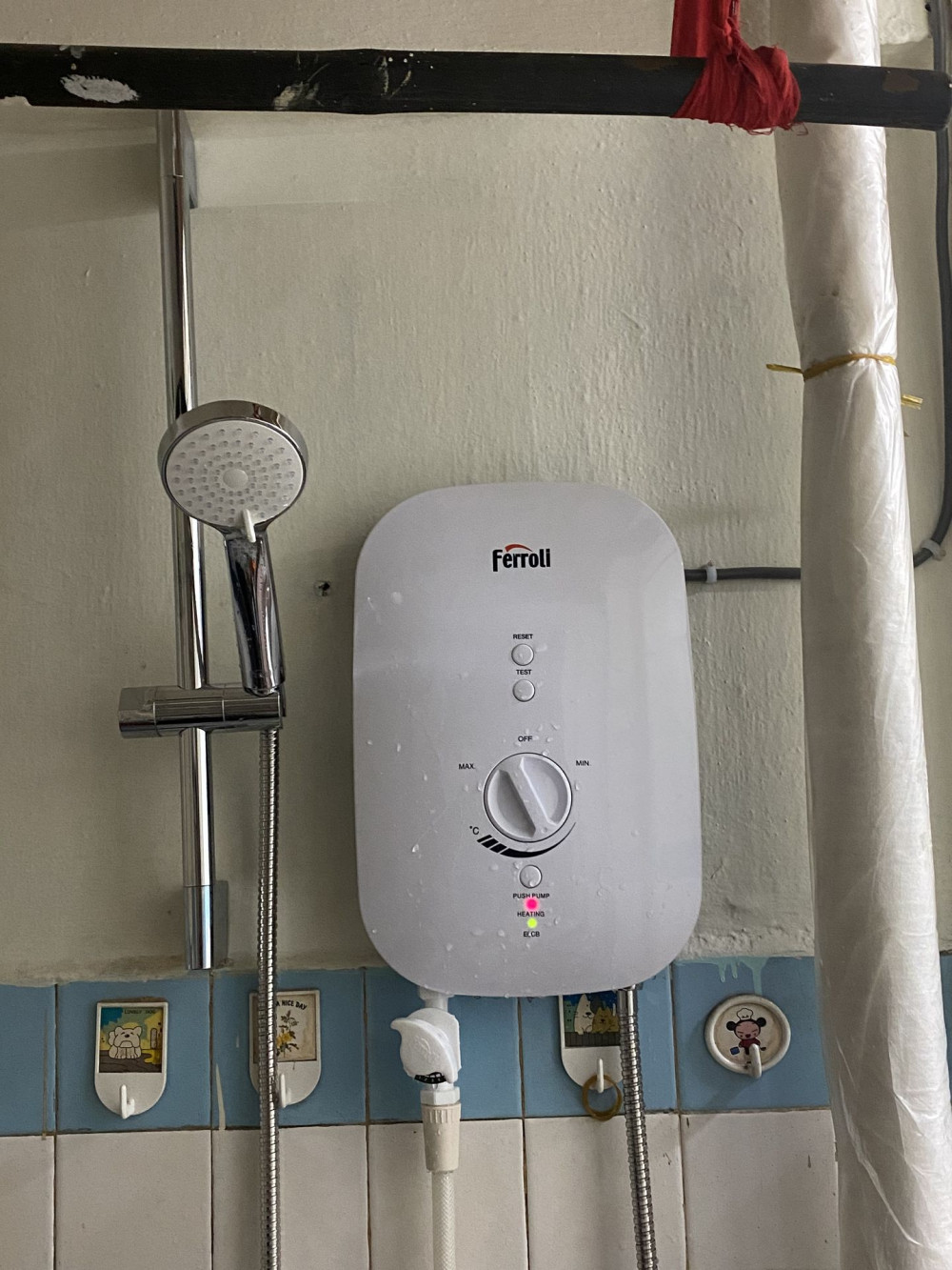 Đánh giá sản phẩm Máy nước nóng trực tiếp Ferroli Divo SSP bơm tăng áp