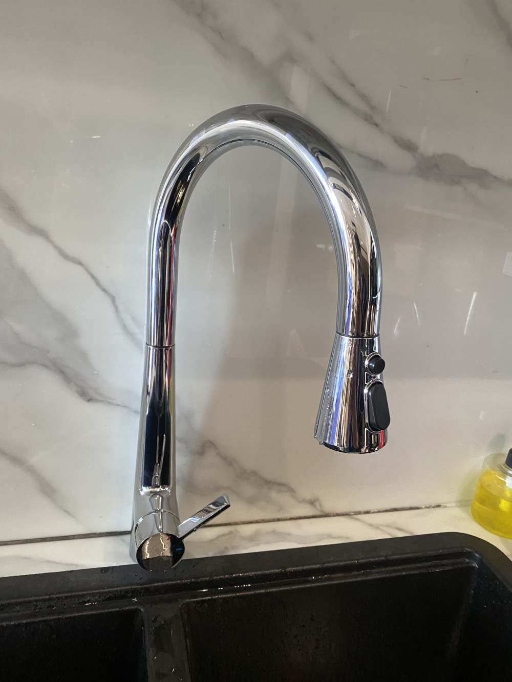 Đánh giá sản phẩm Vòi bếp dây rút nóng lạnh Caesar K905C