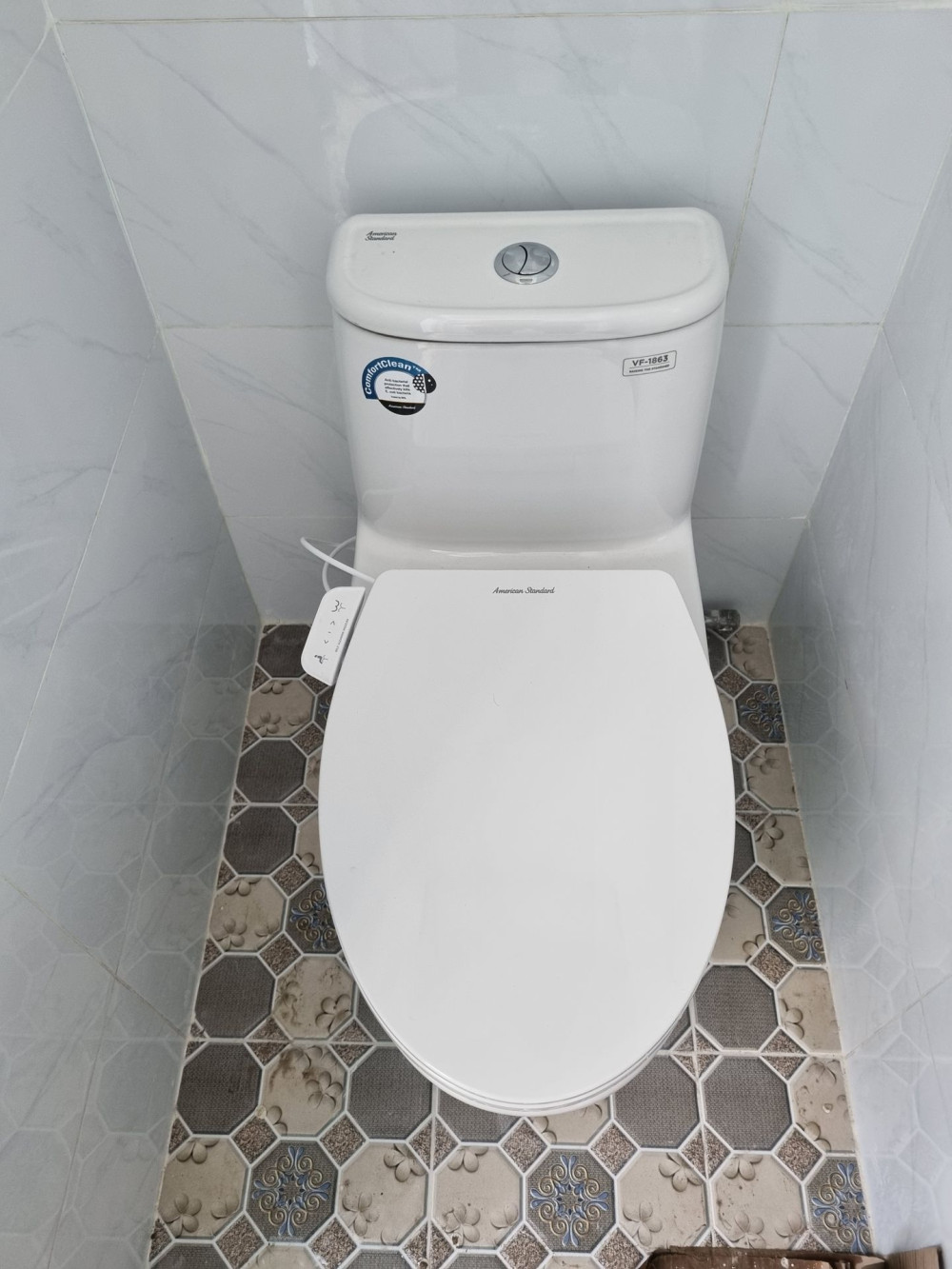 Đánh giá sản phẩm Bồn cầu 1 khối American Standard VF-1863SW (VF1863SW) nắp rửa cơ M4A839