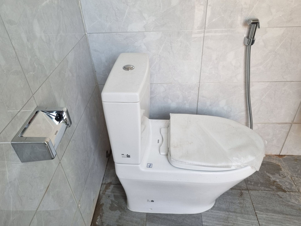 Đánh giá sản phẩm Bồn cầu 2 khối TOTO CS948DT10 nắp đóng êm TC395VS