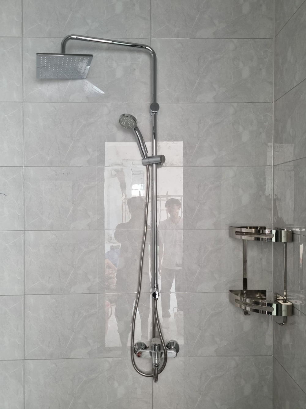 Đánh giá sản phẩm Bộ sen tắm nóng lạnh TOTO TBS04302V DGH104ZR