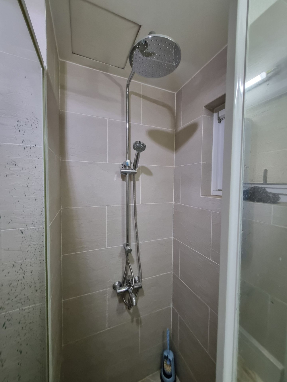 Đánh giá sản phẩm Bộ sen cây tắm nóng lạnh TOTO DM907CS TBS02302V DGH104ZR