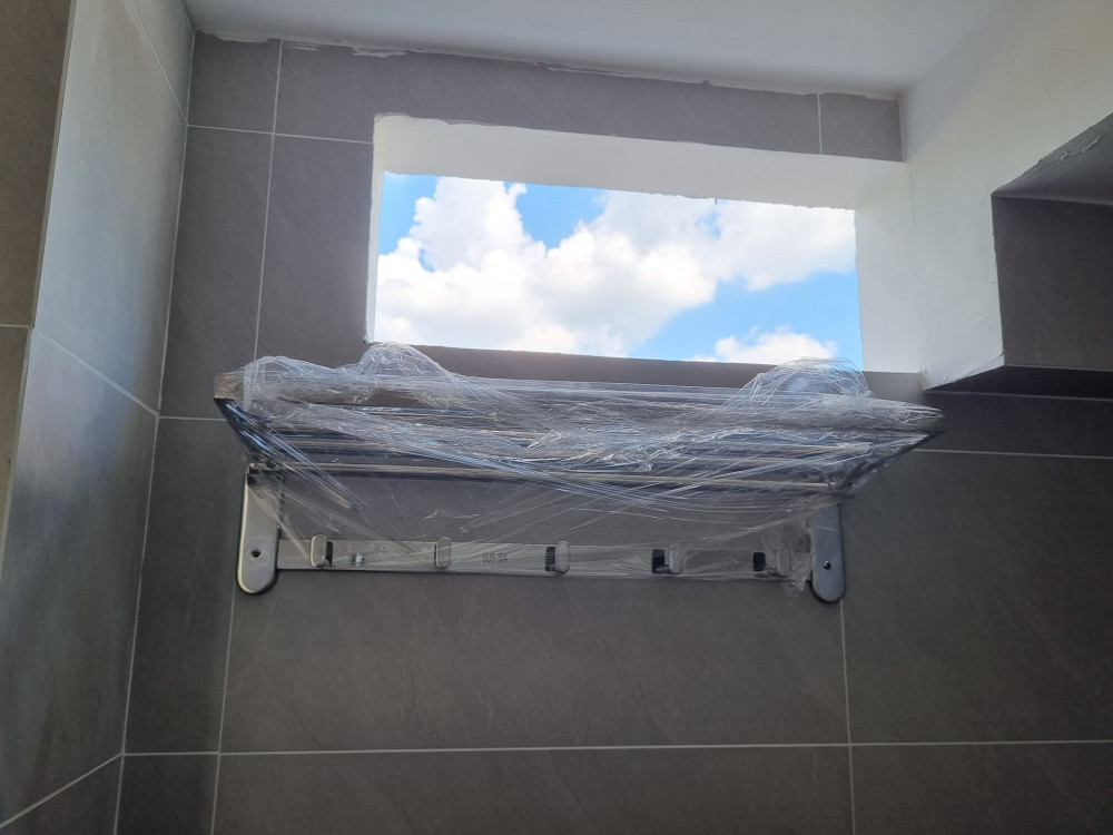 Đánh giá sản phẩm Máng khăn tháp Hita HG17