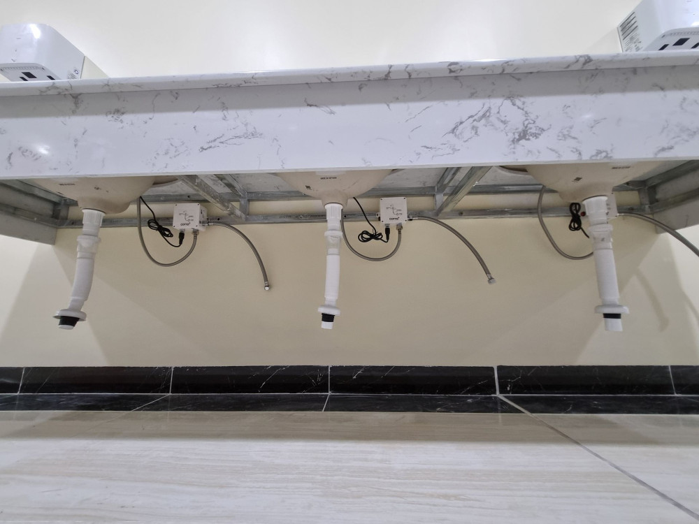 Đánh giá sản phẩm Vòi chậu lavabo COTTO CT4918DC cảm ứng lạnh (dùng pin)