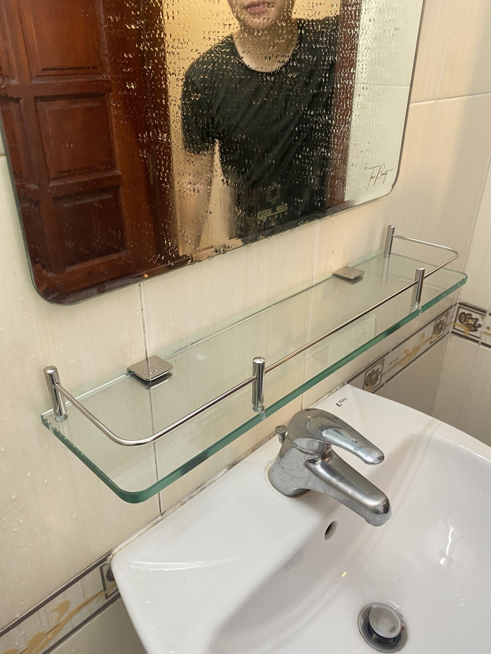 Đánh giá sản phẩm Kệ kiếng 1 rào pass vuông inox 304 Tovashu KT1