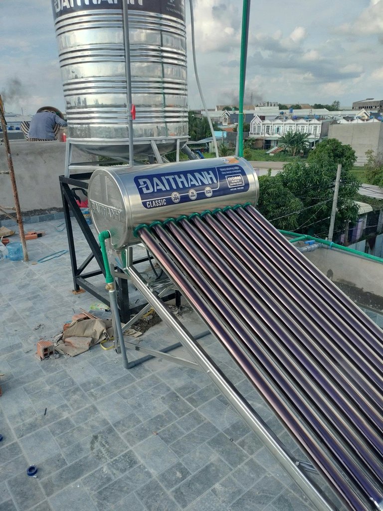 Đánh giá sản phẩm Máy nước nóng năng lượng mặt trời Đại Thành Inox 304 ống 70 Đại Thành