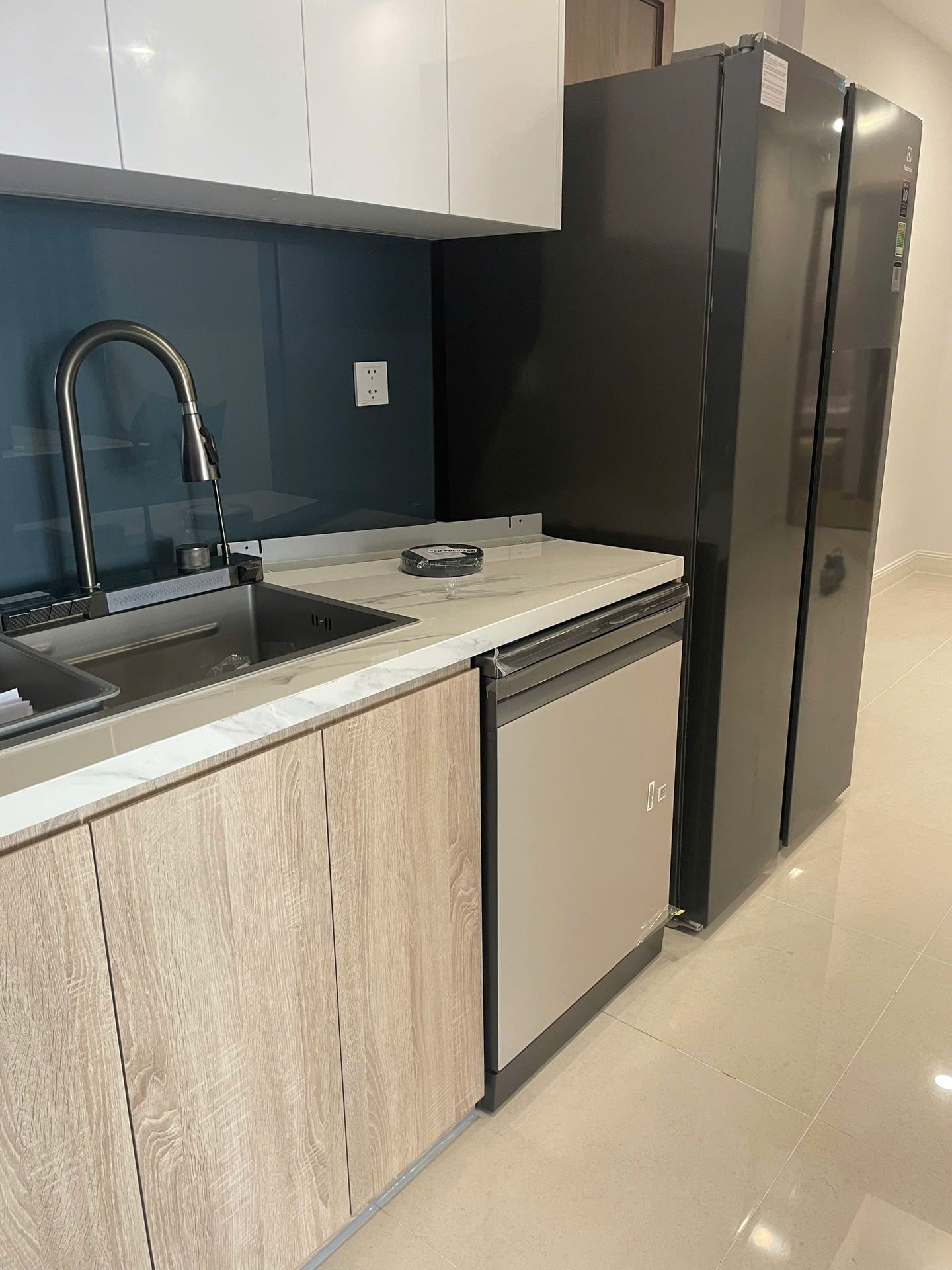 Đánh giá sản phẩm Máy rửa chén Samsung Bespoke hệ thống rửa xoáy kép Water Jet Clean DW60CB750FAPSV