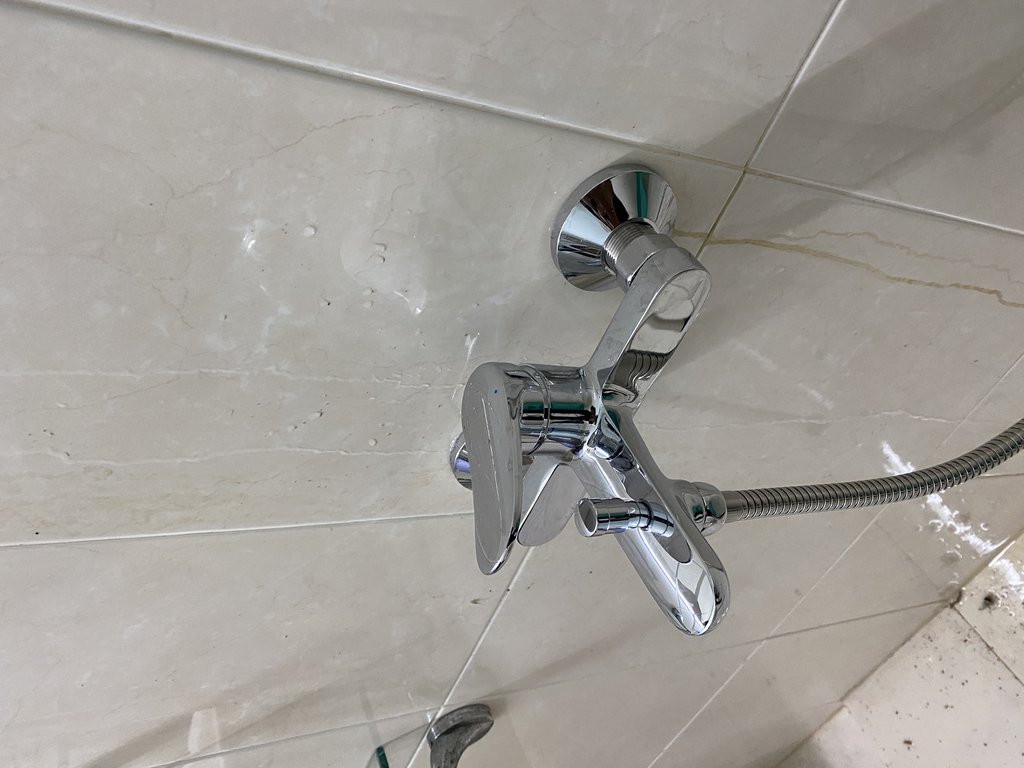 Đánh giá sản phẩm Bộ sen tắm nóng lạnh TOTO TBS04302V DGH104ZR