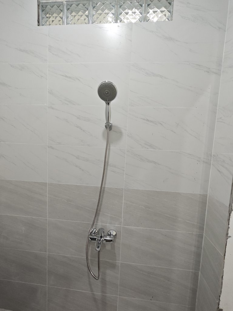 Đánh giá sản phẩm Bộ sen tắm nóng lạnh INAX BFV-1403S-3C (BFV1403S3C)