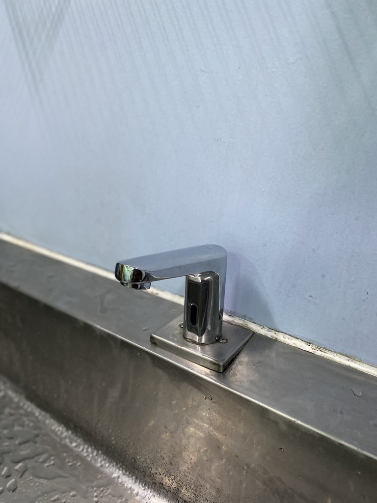 Đánh giá sản phẩm Vòi chậu lavabo COTTO CT4902AC cảm ứng lạnh (dùng điện)