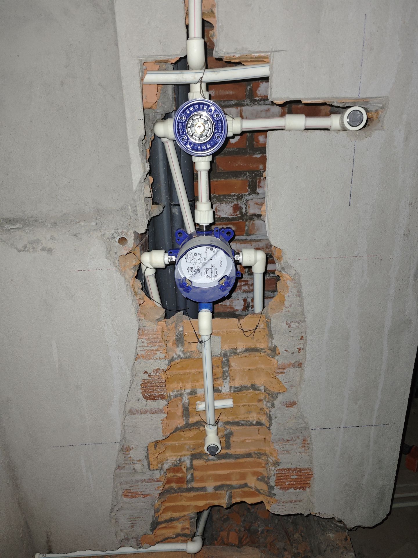 Đánh giá sản phẩm Chậu lavabo đặt bàn Galalato TOTO PJS06WE#GW (PJS06WEGW) trắng bóng