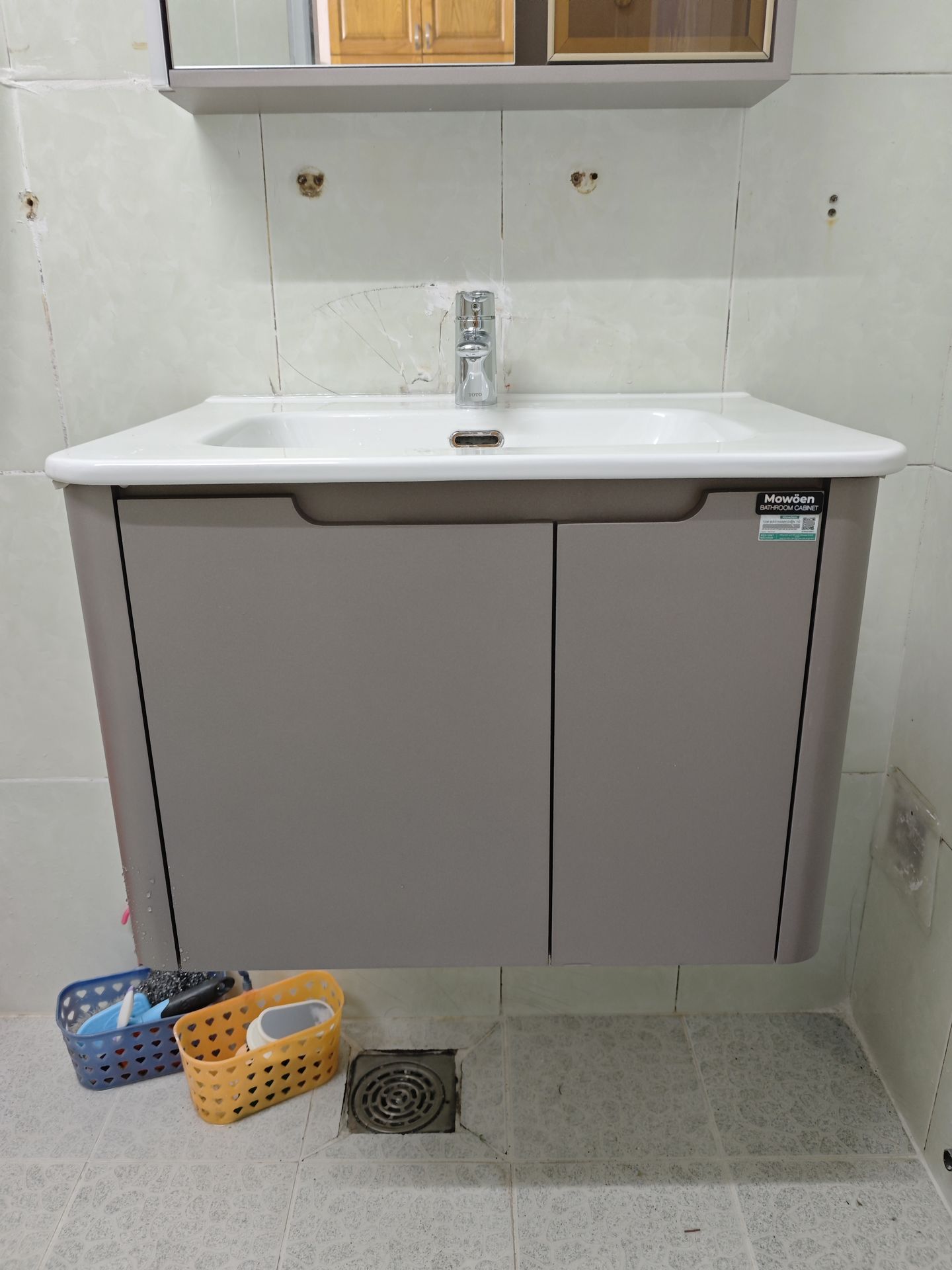 Đánh giá sản phẩm Vòi lavabo lạnh TOTO TVLC101NSR