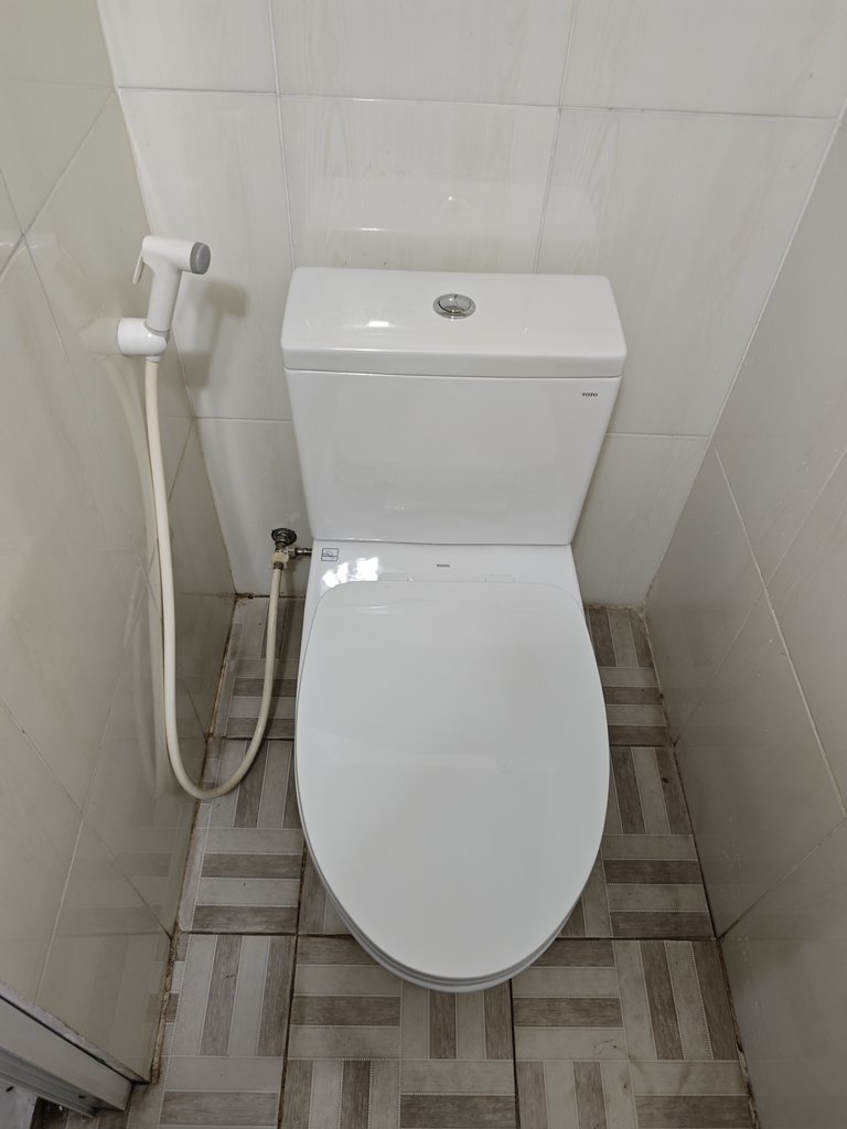 Đánh giá sản phẩm Bồn cầu 2 khối TOTO CS326DT10 nắp đóng êm TC395VS