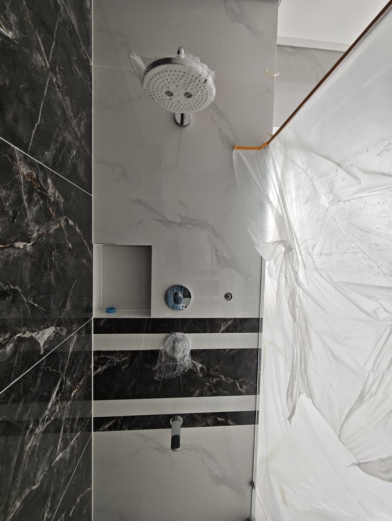Đánh giá sản phẩm Bát sen tắm tắm gắn tường TOTO TBW01004A (2 chế độ, tròn)