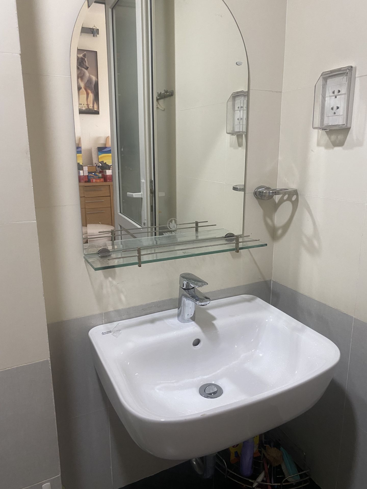 Đánh giá sản phẩm Chậu lavabo treo tường LOVEN American Standard VF-0262 (VF0262)