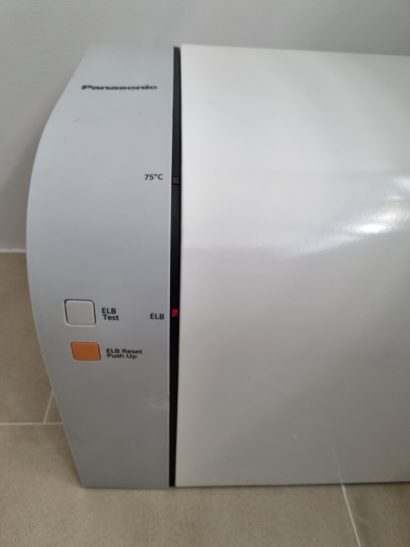 Đánh giá sản phẩm Máy Nước Nóng Panasonic Gián Tiếp DH