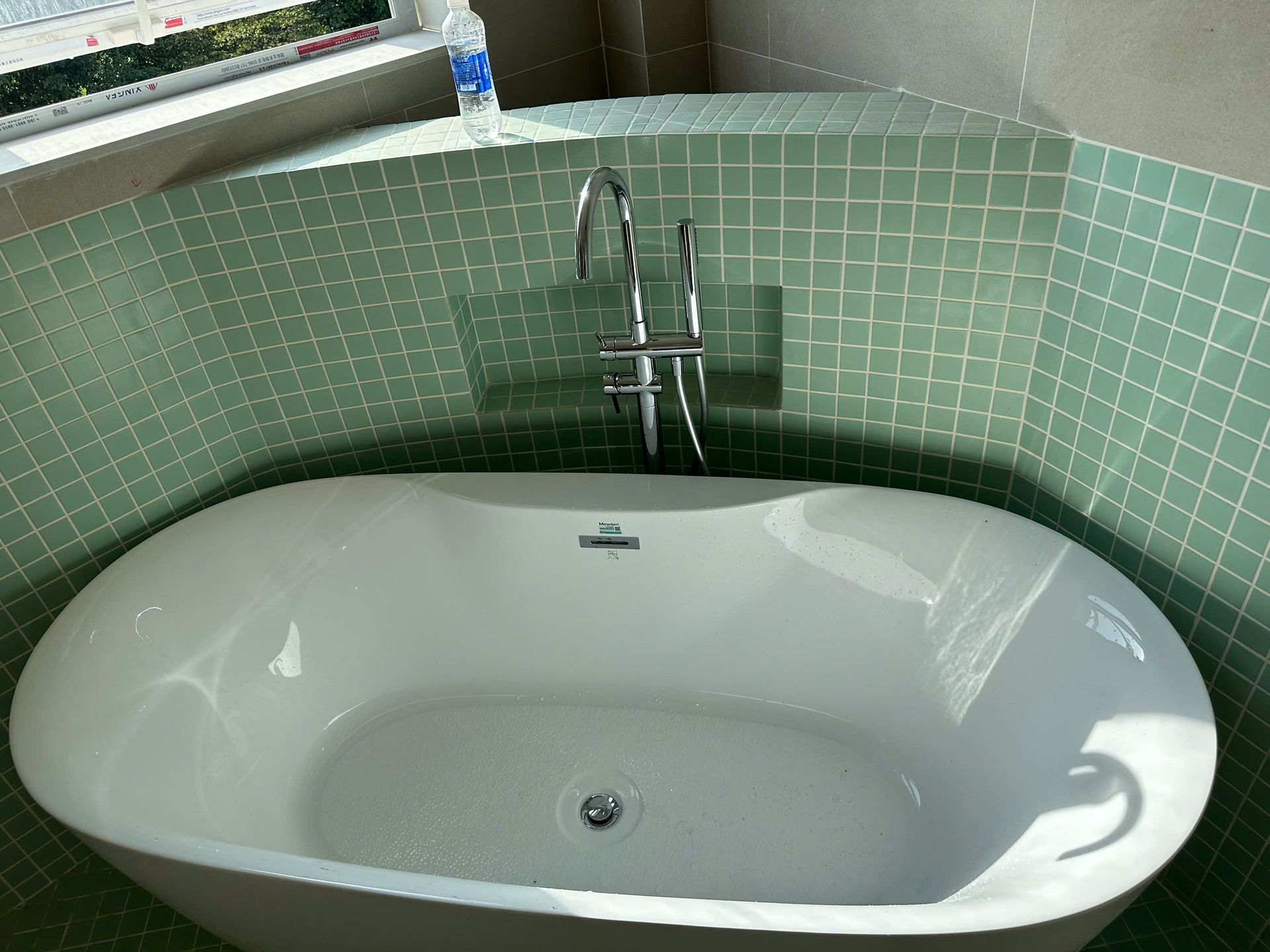 Đánh giá sản phẩm Bộ vòi sen xả bồn đặt sàn Alin Series MOWOEN ALIN-FB0001