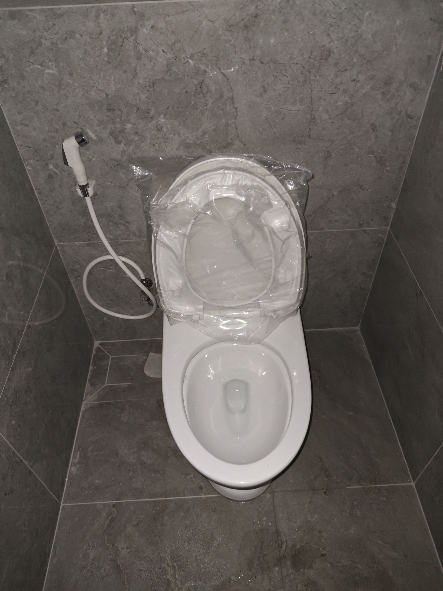 Đánh giá sản phẩm Vòi Xịt Vệ Sinh Viglacera VG826