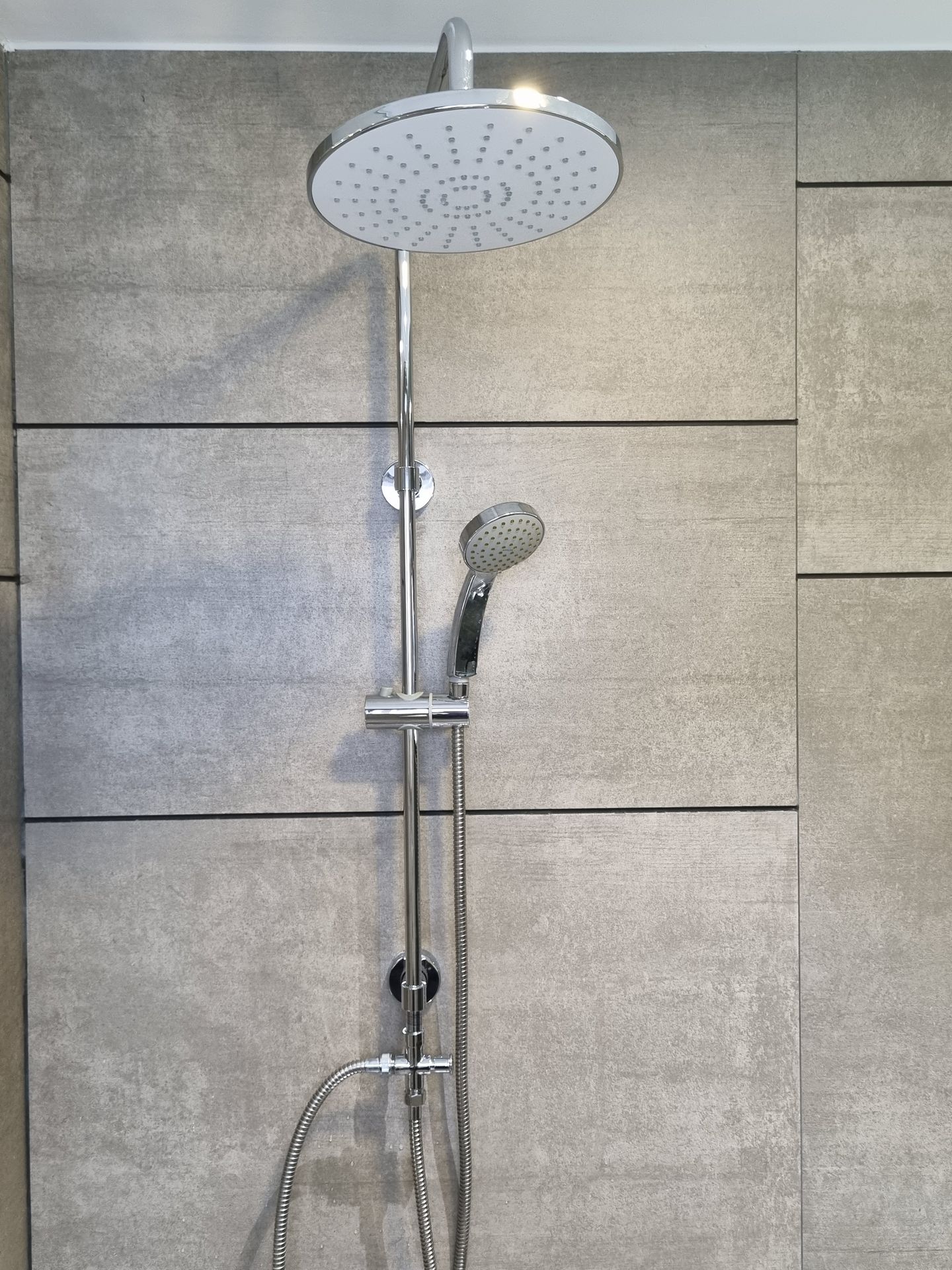 Đánh giá sản phẩm Sen cây tắm đứng Caesar BS125