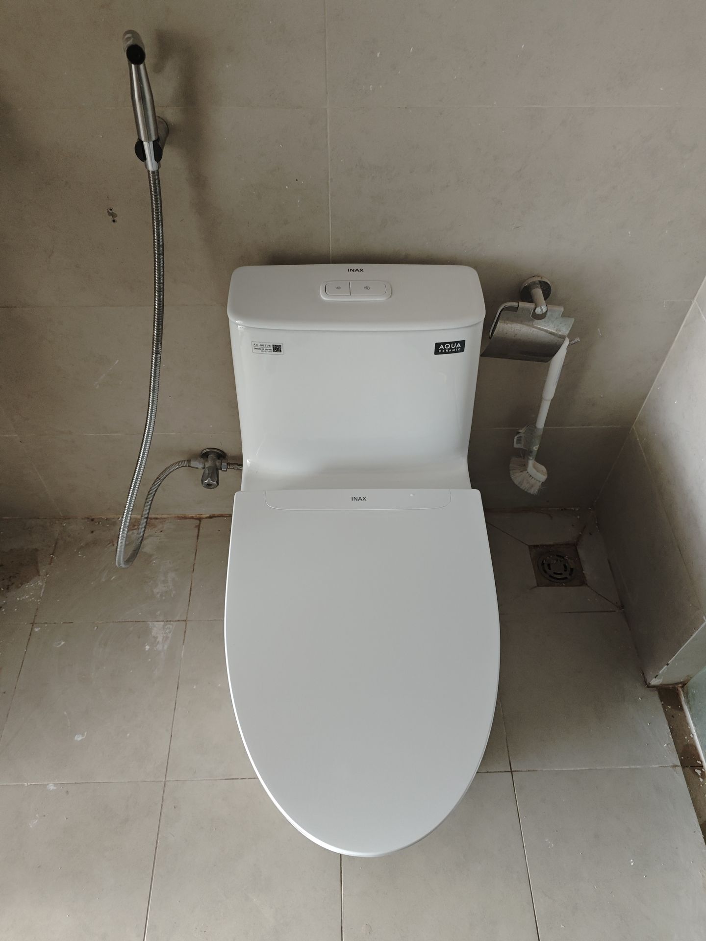 Đánh giá sản phẩm Bồn cầu 1 khối INAX AC-902VN (AC902VN) nắp đóng êm