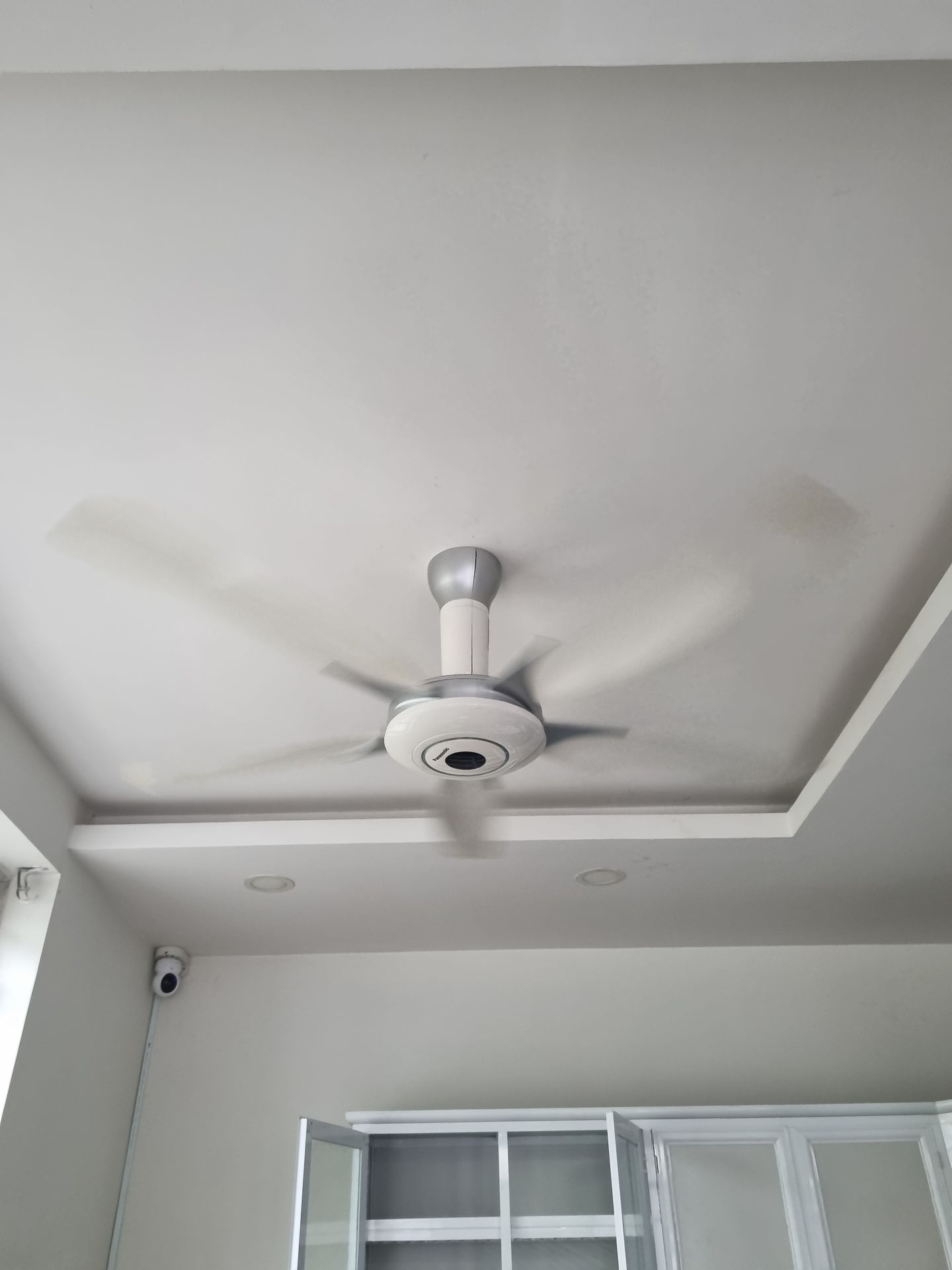 Đánh giá sản phẩm Quạt Trần 5 Cánh 76W Panasonic F-60WWK