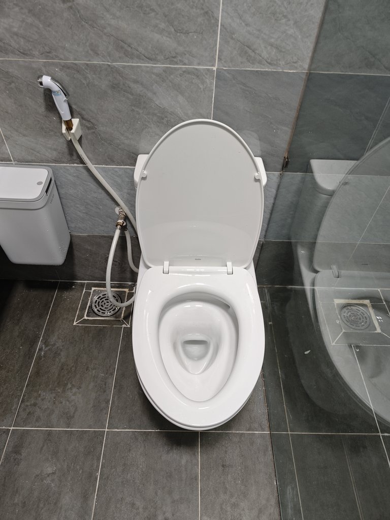 Đánh giá sản phẩm Bồn cầu 1 khối TOTO MS857DT10 nắp đóng êm TC395VS