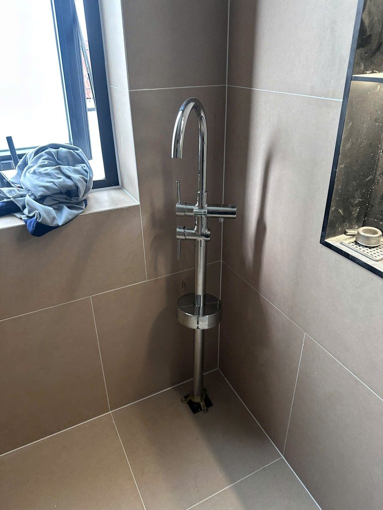 Đánh giá sản phẩm Bộ vòi sen xả bồn đặt sàn Alin Series MOWOEN ALIN-FB0001